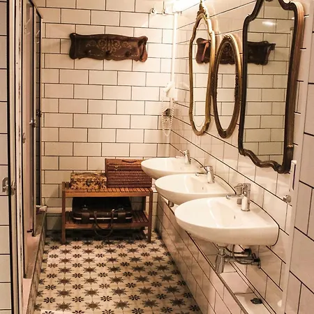 Pars Teatro (adults Only) Hostal