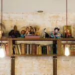 بيت شباب Pars Teatro (adults Only) *
